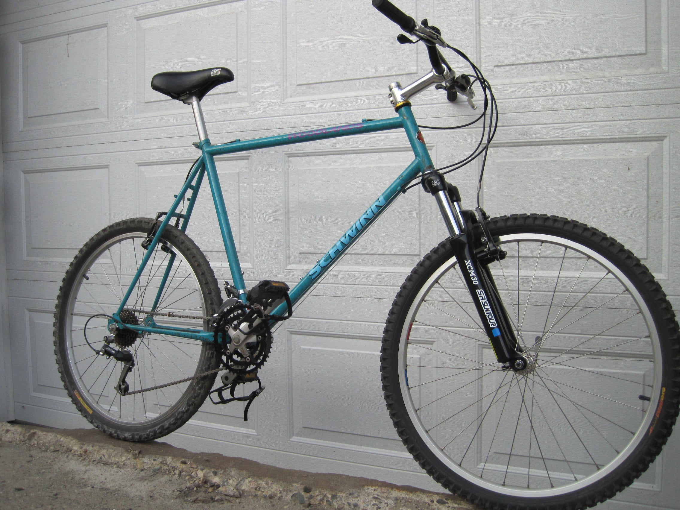 XL 22 Schwinn Woodlands Mountain Bike with Front Suspension Saint Paul Bike Factory