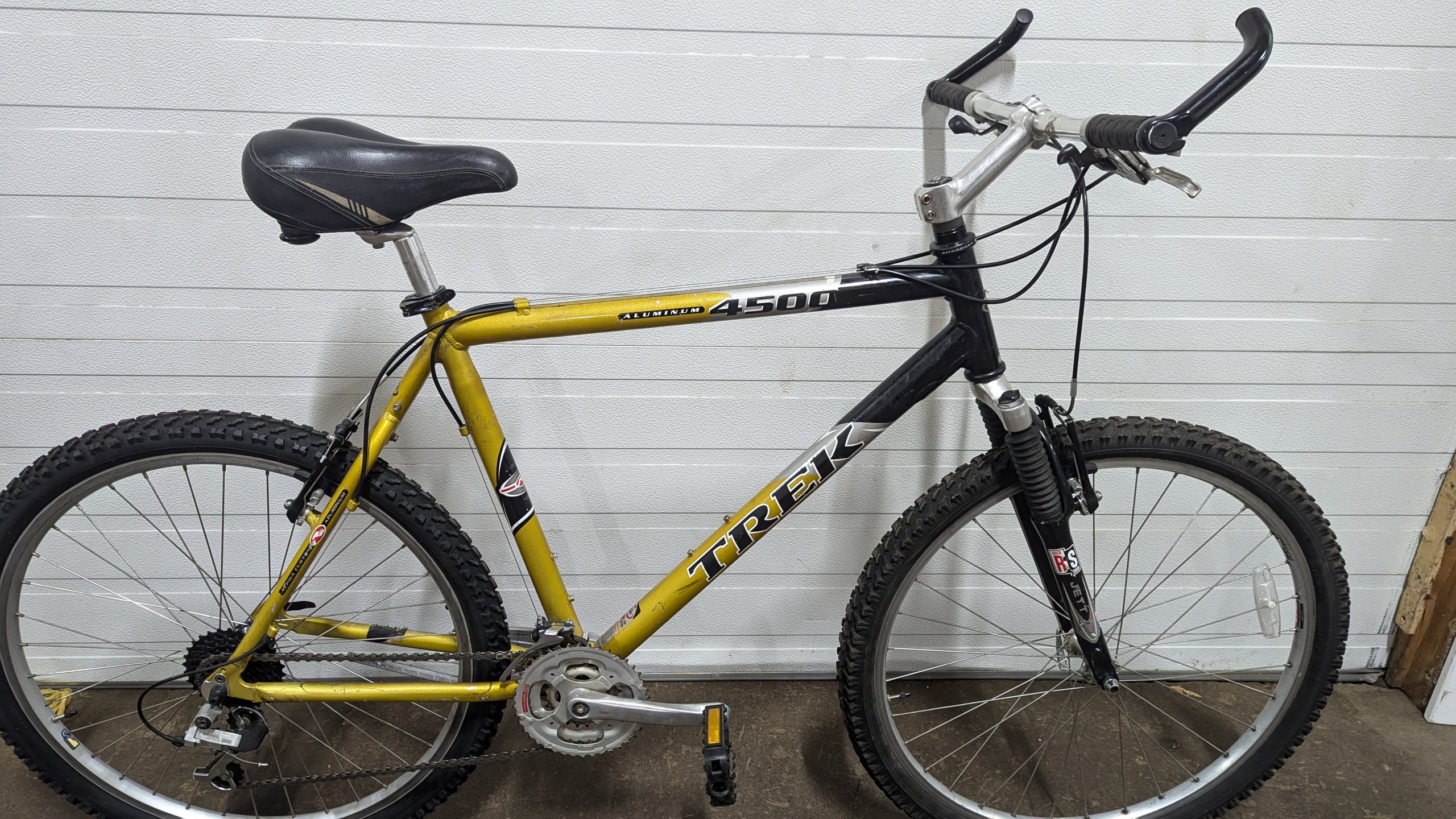 L 19.5 Trek 4500 Aluminum Mountain Bike
